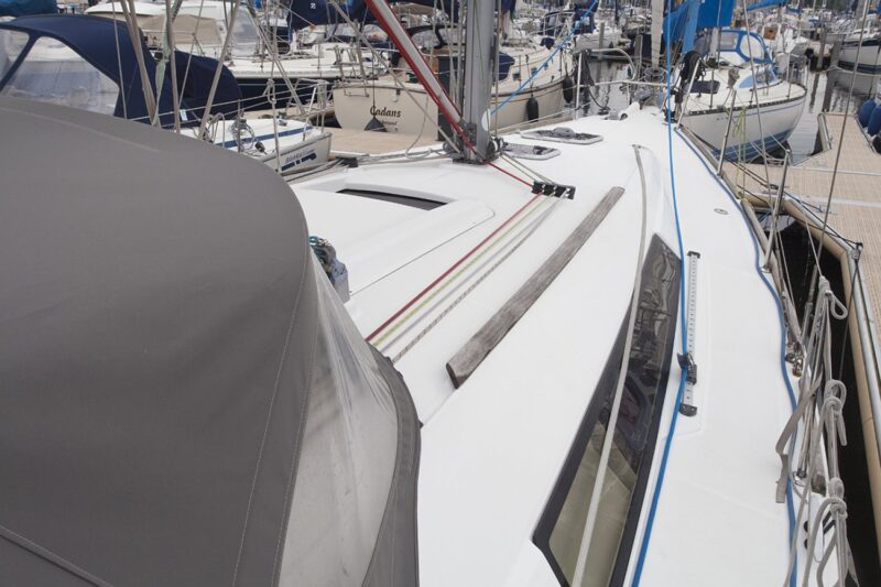 Beneteau Oceanis 37