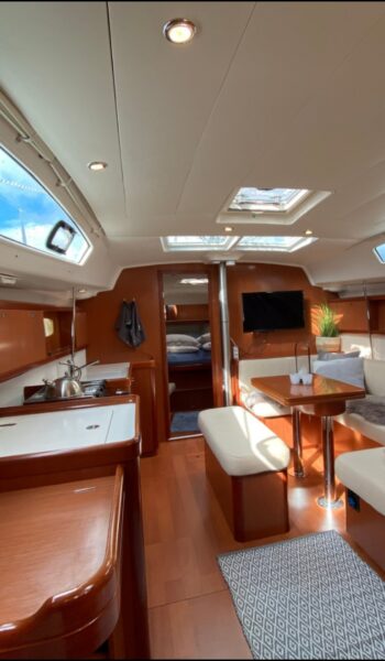 Oceanis 43 - Leva